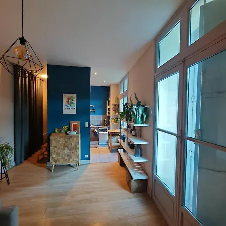 Appartement Bright, Spacious A Stone's Throw From Les Halles *