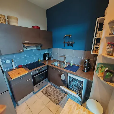 شقة Bright, Spacious A Stone's Throw From Les Halles